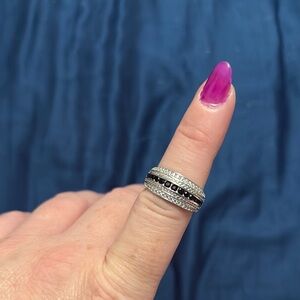 Elegant Silver and Black Women's Ring